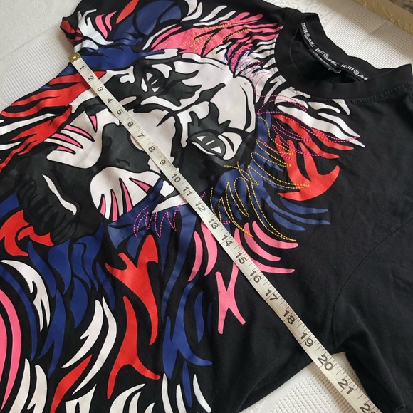 Switch Remarkable Women’s Size L Black T-Shirt Lion Printed Graphic Design - Picture 8 of 16